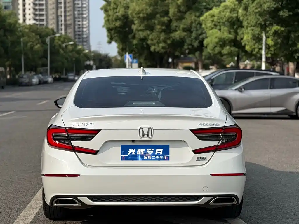 Honda Accord 2023 — фото 19