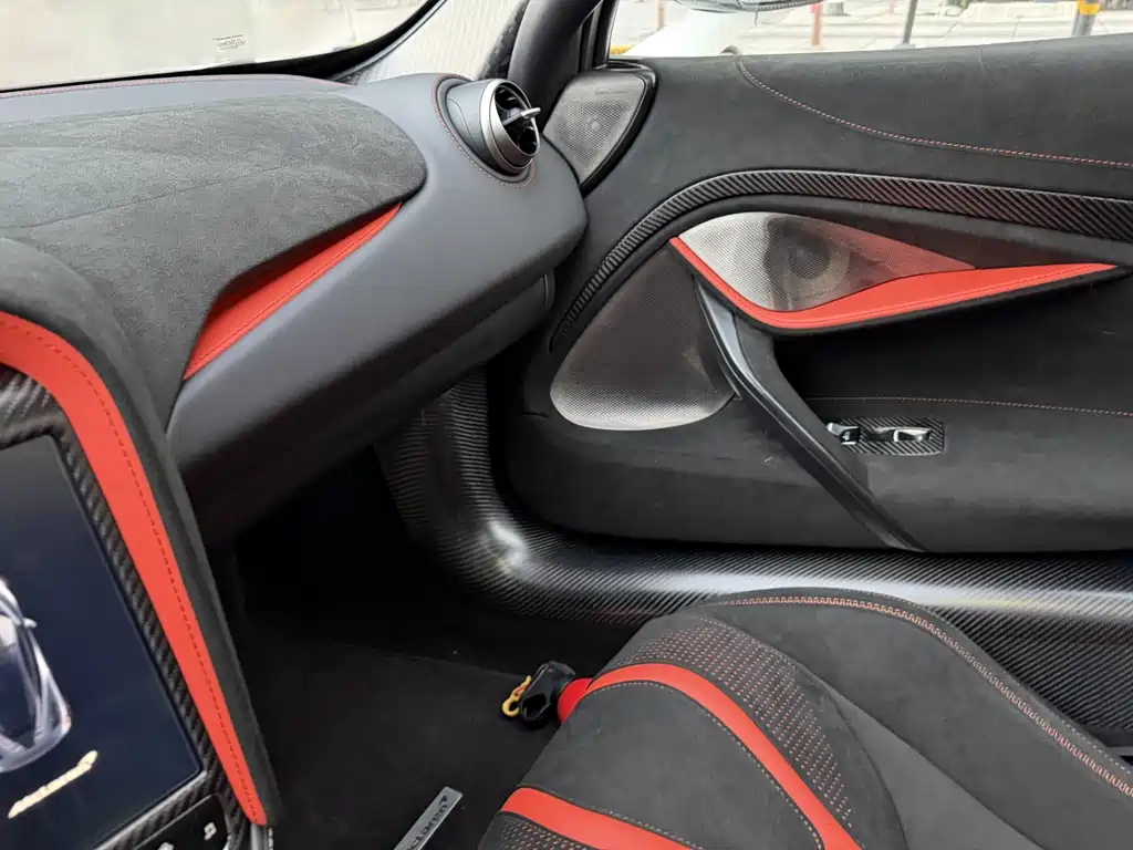 McLaren 720S 2019 — фото 10