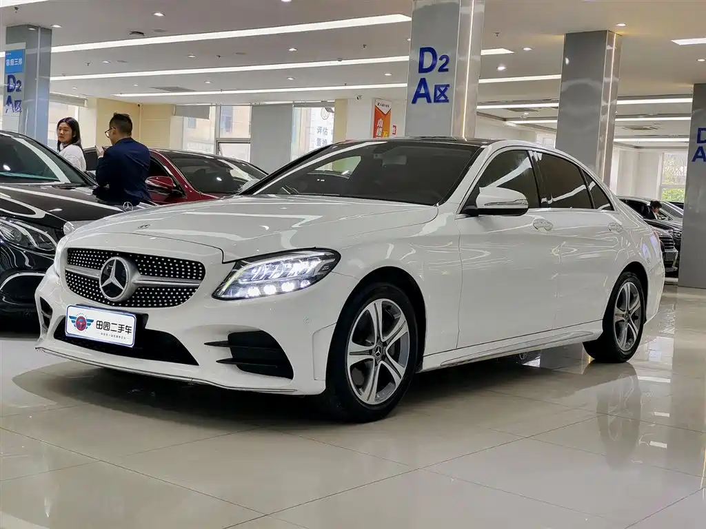 Mercedes-Benz C-Class 2019 — фото 1