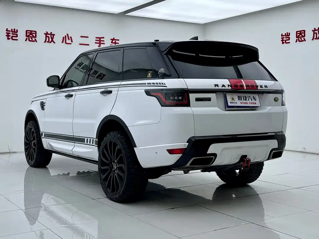 Land Rover Sport 2018 — фото 21