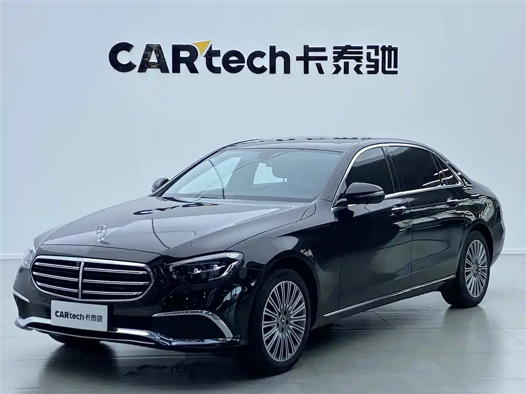 Mercedes-Benz E-Class 2023 — фото 1