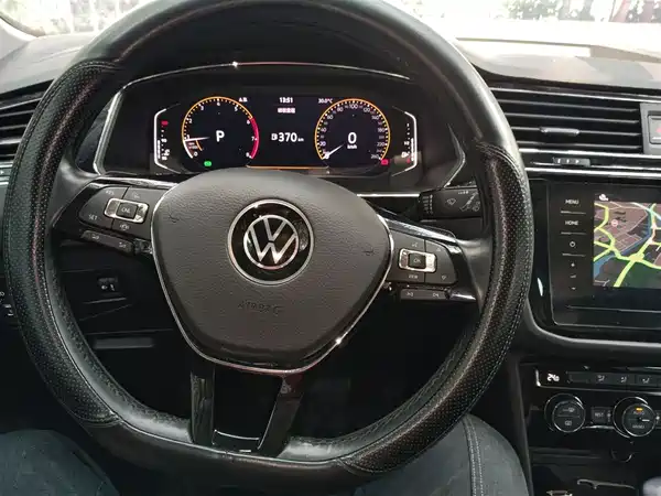 Volkswagen Tiguan L 2021