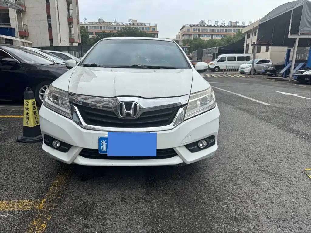 Honda Crider 2014