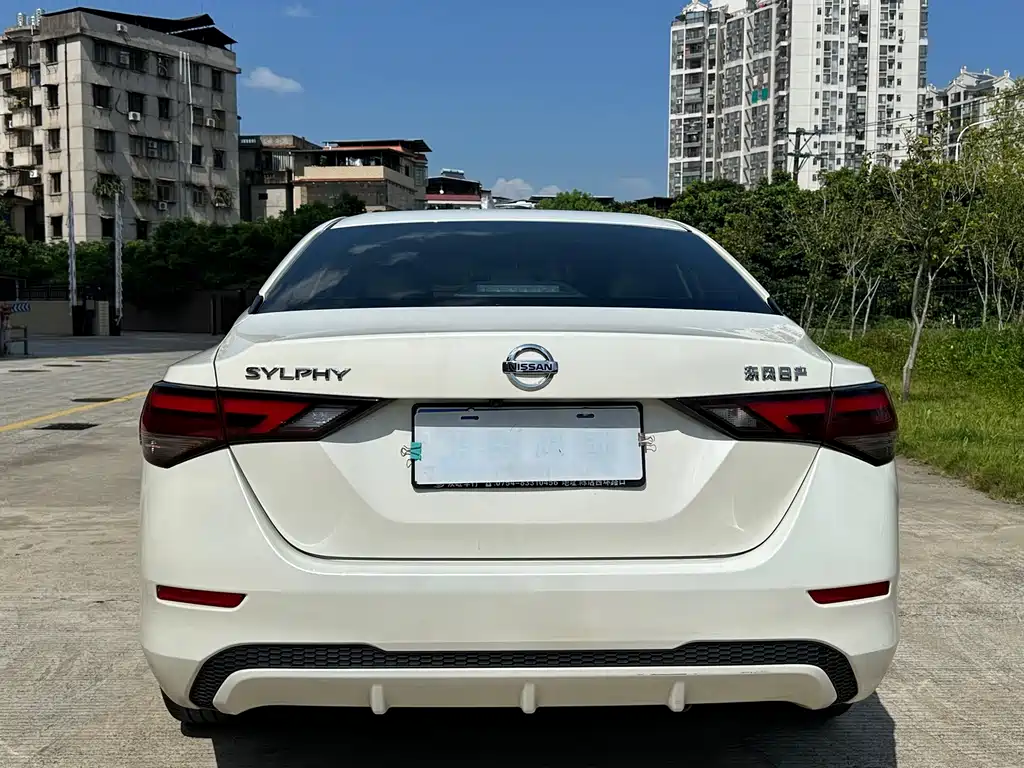 Nissan Sylphy 2022 — фото 8