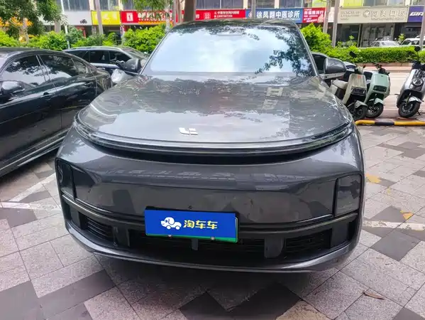 Li Auto L8 2023