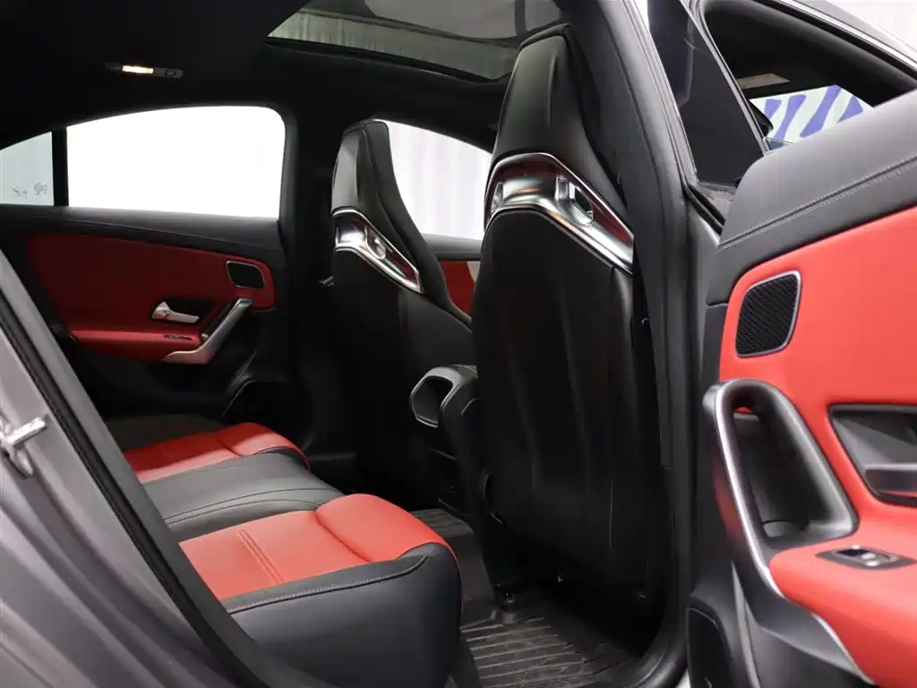 Mercedes-Benz CLA AMG 2022 — фото 24