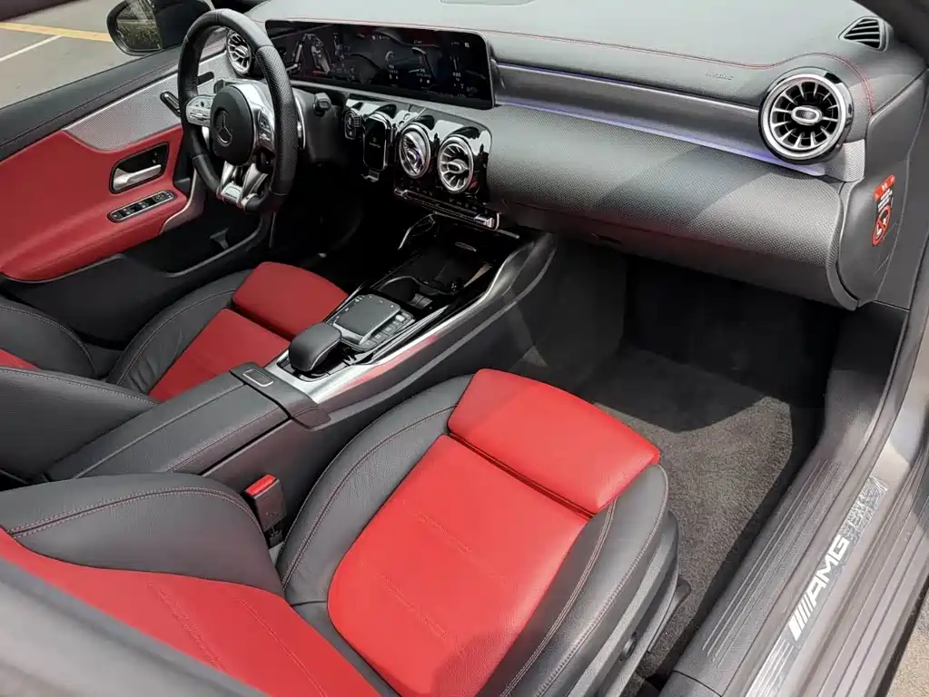 Mercedes-Benz A-Class AMG 2020 — фото 6