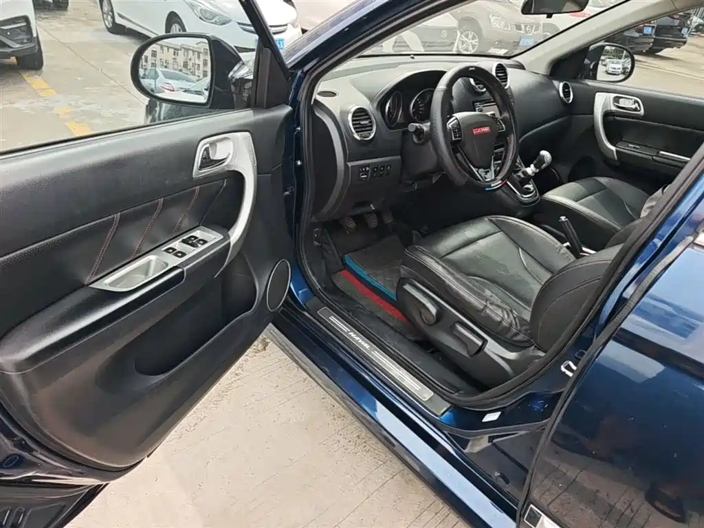Haval H6 2015 — фото 16