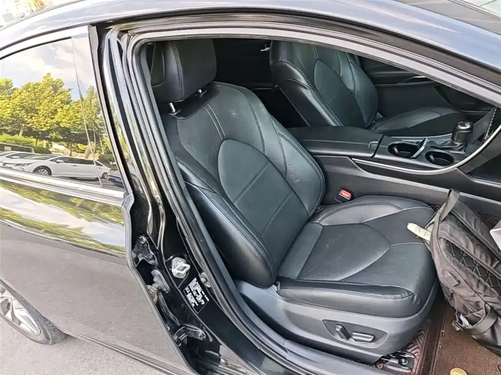 Toyota Avalon 2021 — фото 25