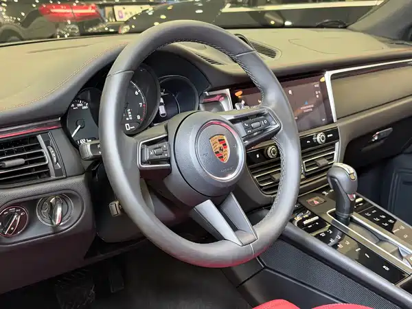 Porsche Macan 2026