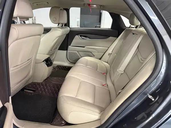 Cadillac XTS 2014