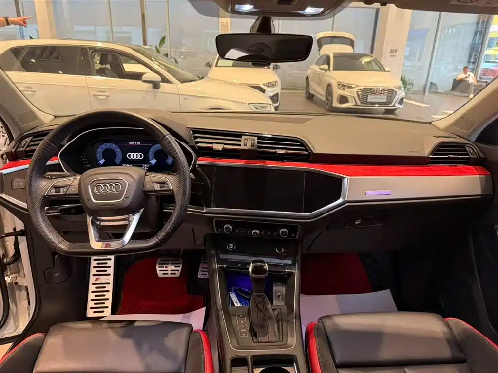 Audi Q3 Sportback 2021 — фото 8