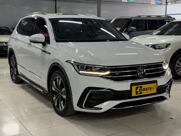 Volkswagen Tiguan L 2022