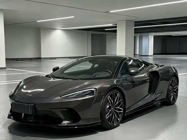 McLaren GT 2023
