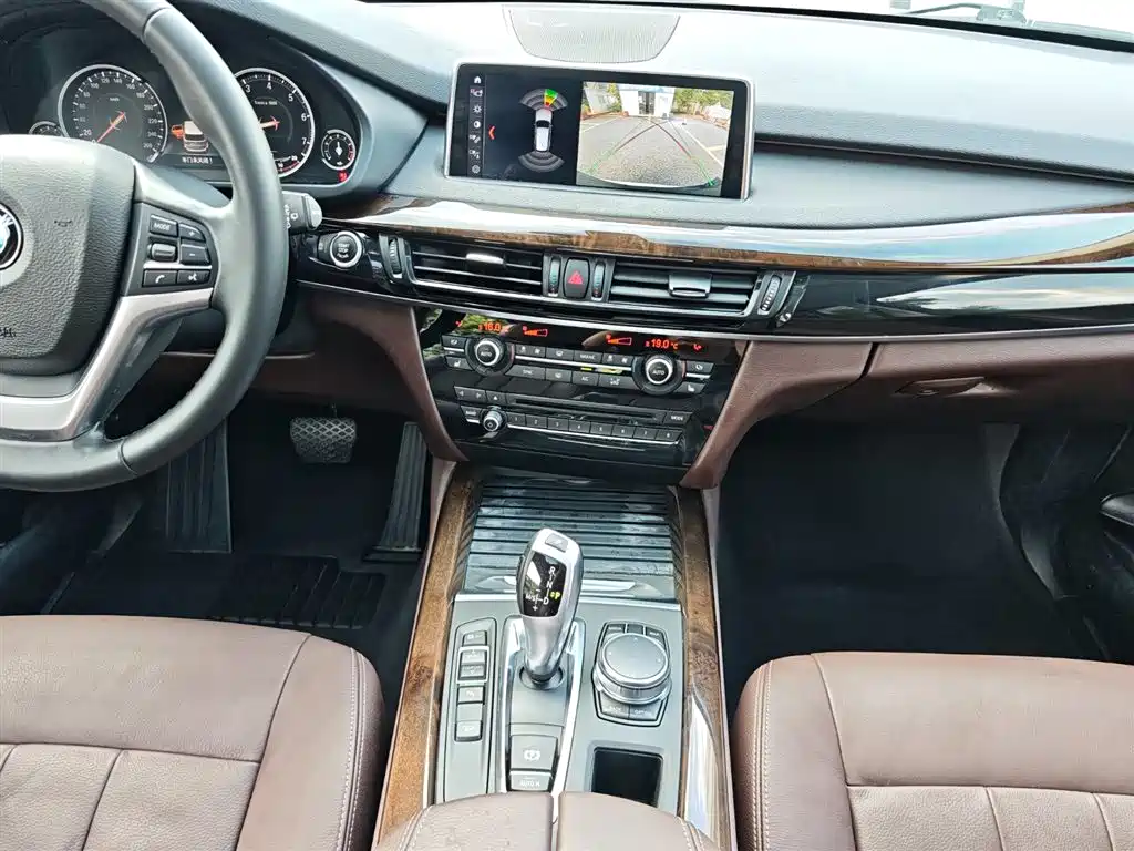 BMW X5 2018 — фото 17