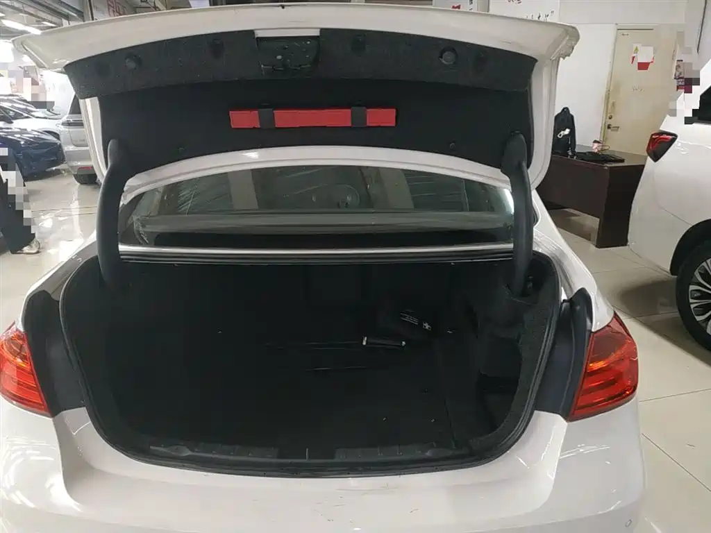 BMW 3 Series 2015 — фото 15