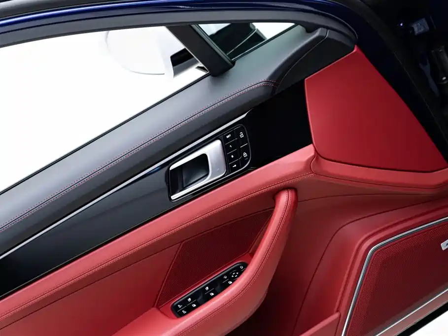 Porsche Panamera 2019 — фото 17