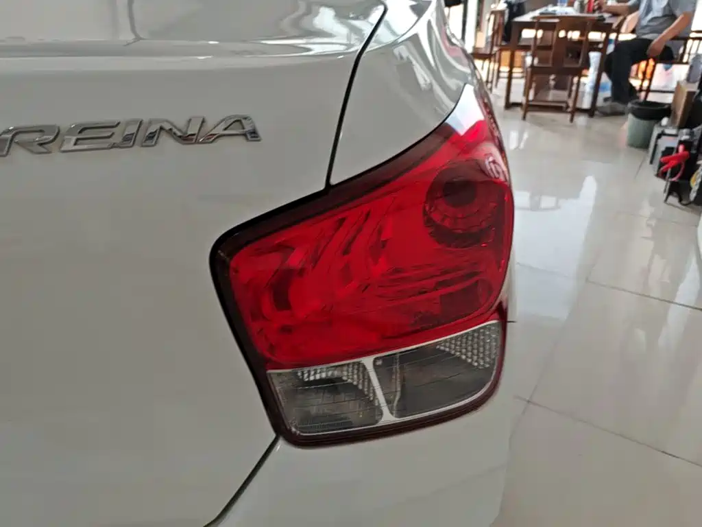 Hyundai Verna 2019 — фото 8