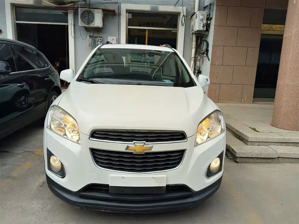 Chevrolet Trax 2016 — фото 3