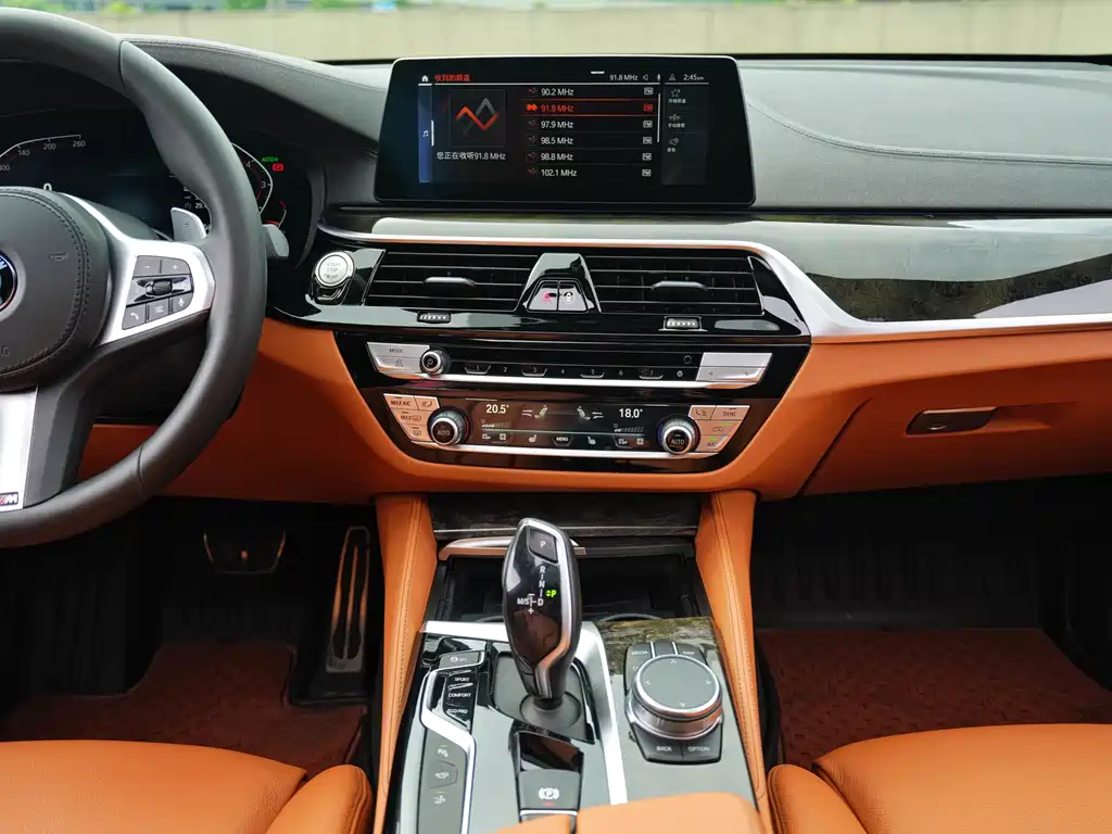 BMW 6 Series GT 2020 — фото 13