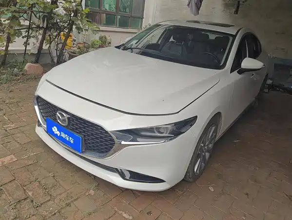 Mazda 3 Axela 2021