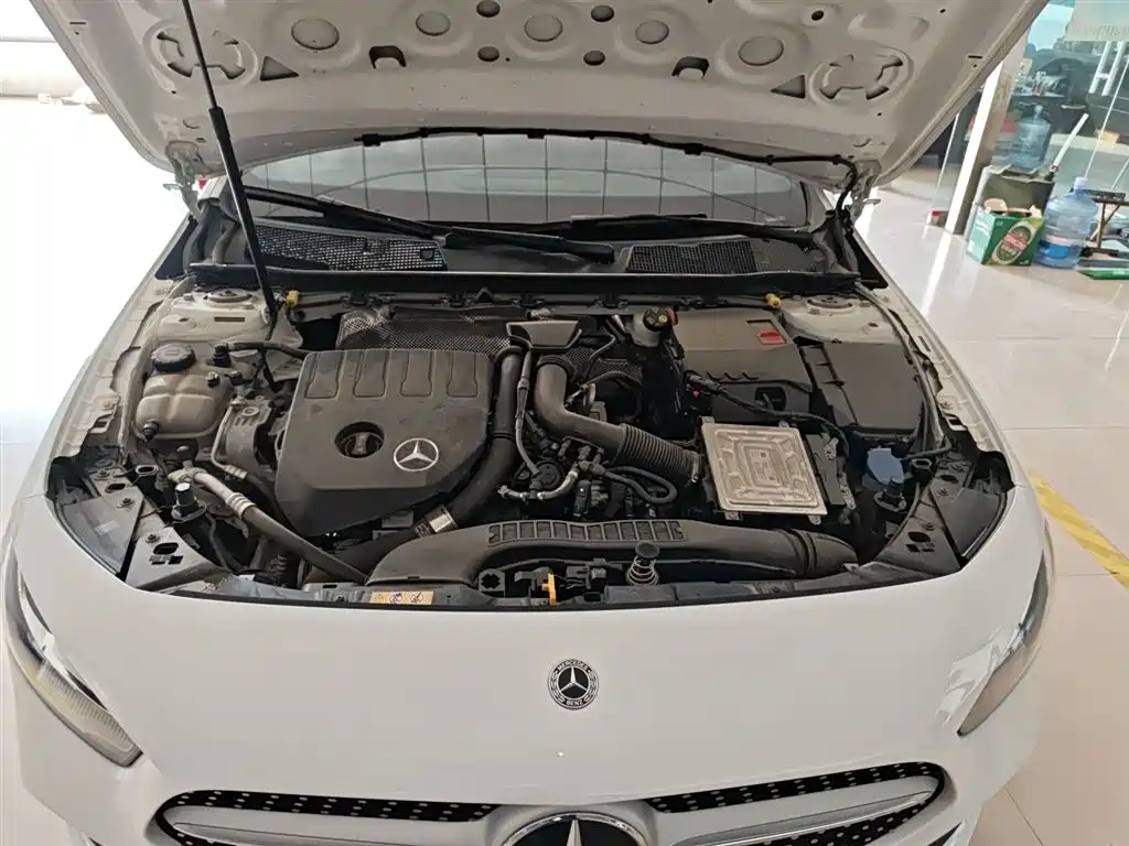 Mercedes-Benz A-Class 2021 — фото 16