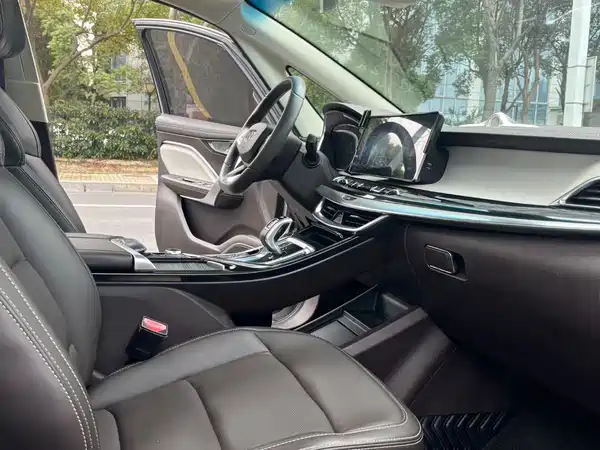 Geely Jiaji 2019