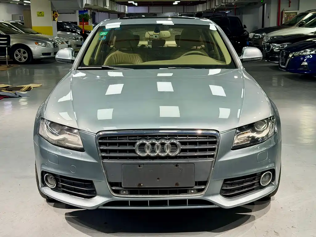 Audi A4L 2010