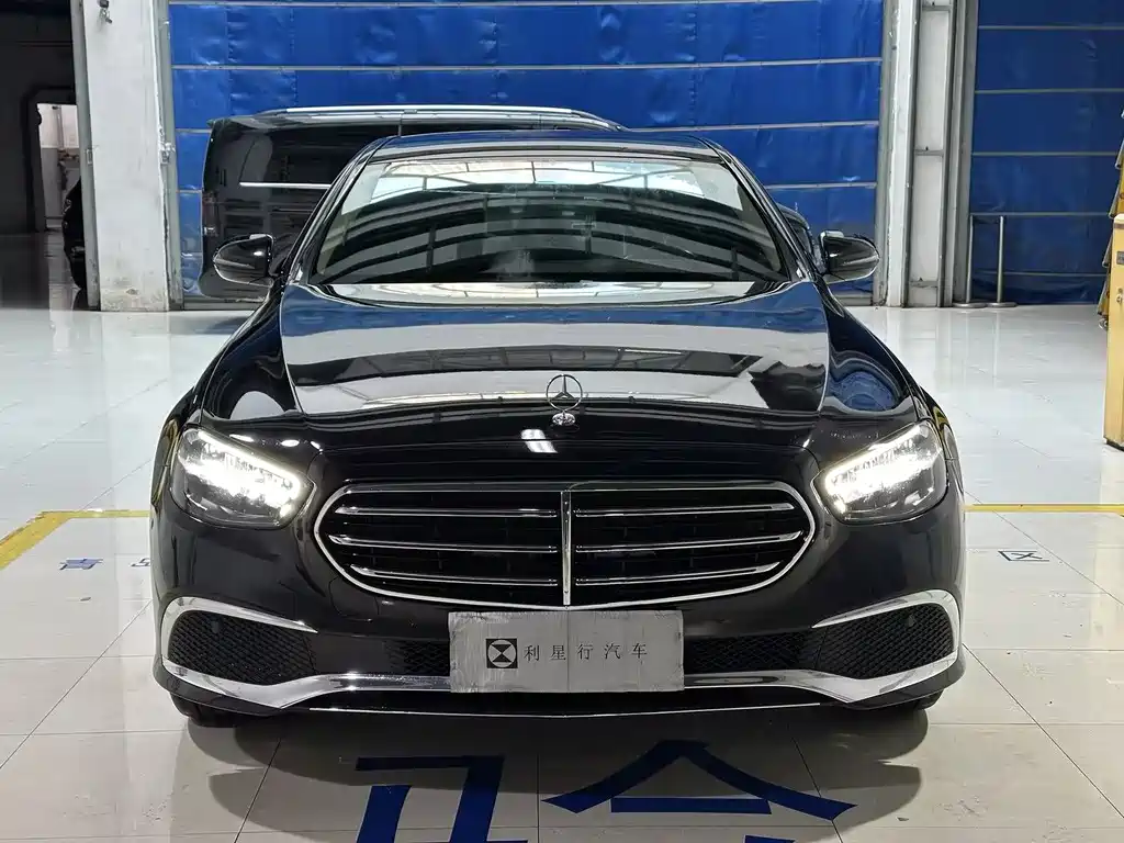 Mercedes-Benz E-Class 2023 — фото 2