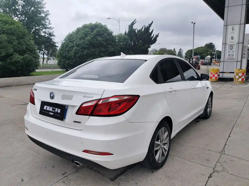 Changan Eado 2017 — фото 5