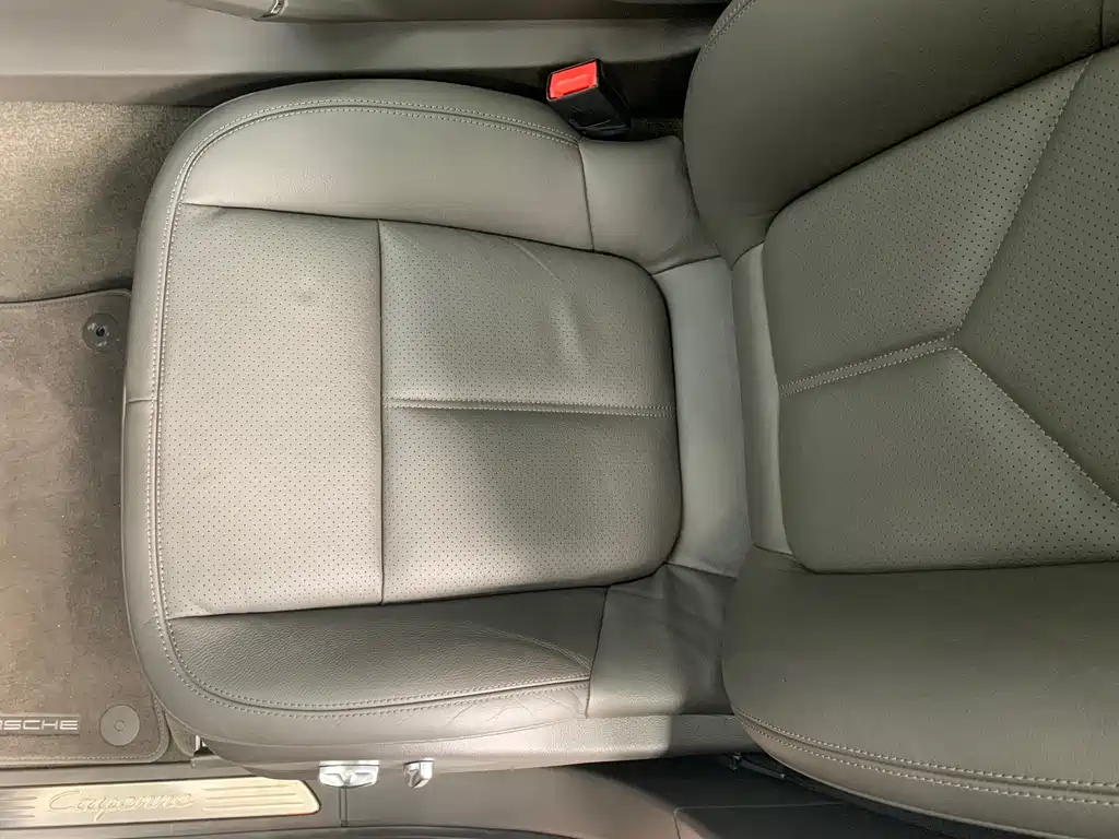 Porsche Cayenne 2015 — фото 16