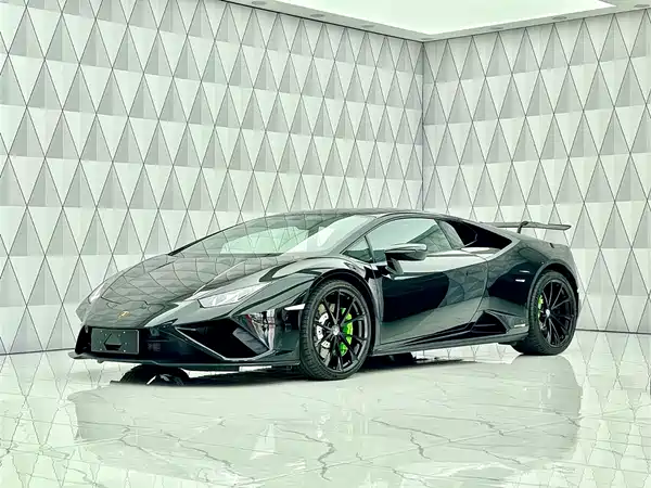 Lamborghini Huracan 2021