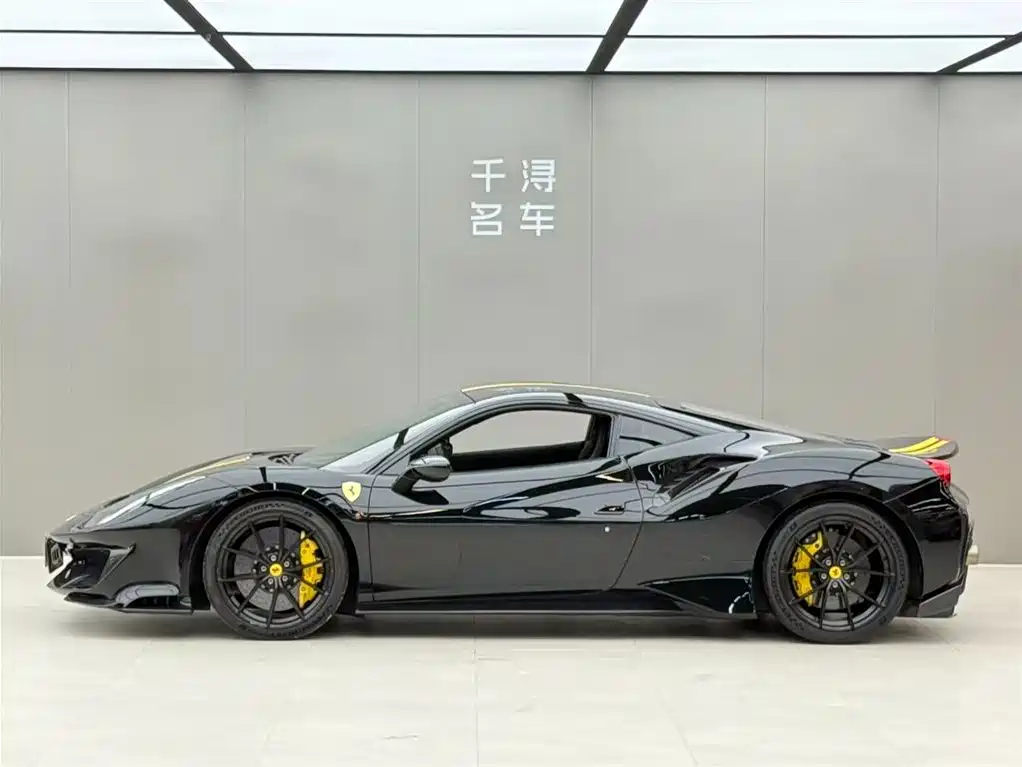 Ferrari 488 2019 — фото 3