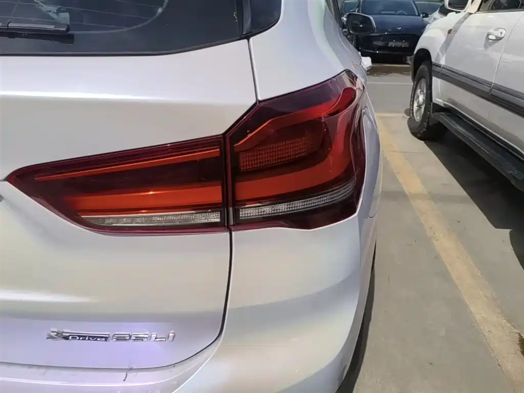 BMW X1 2022 — фото 24