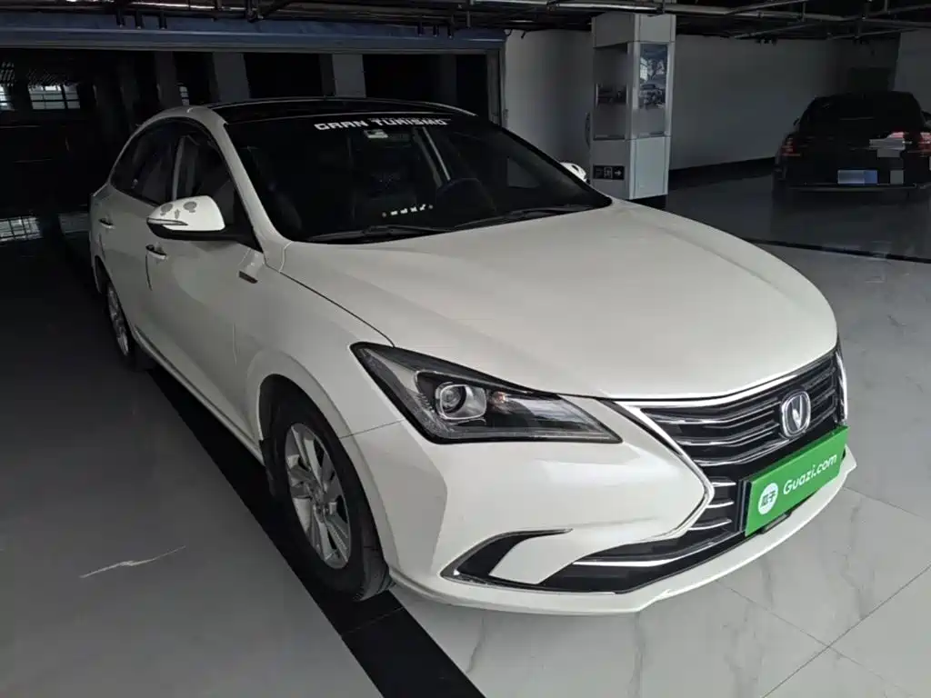Changan Eado 2019 — фото 4