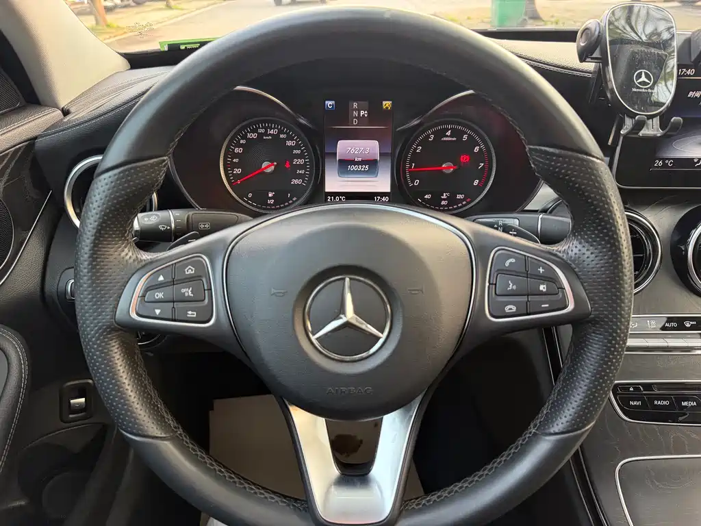 Mercedes-Benz C-Class 2017 — фото 8