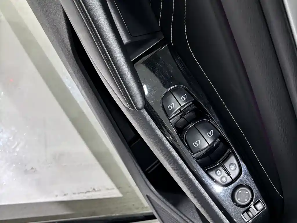 Nissan Teana 2022 — фото 15