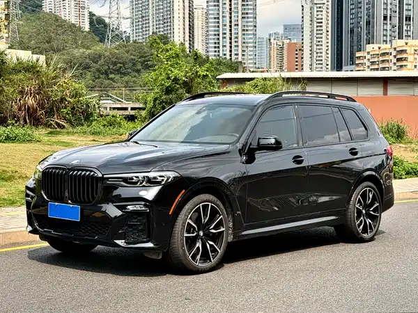 BMW X7 2022