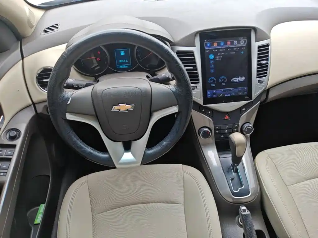 Chevrolet Cruze 2016 — фото 17