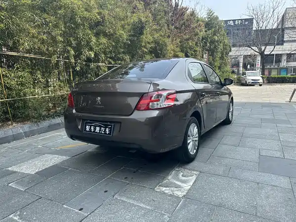 Peugeot 301 2014