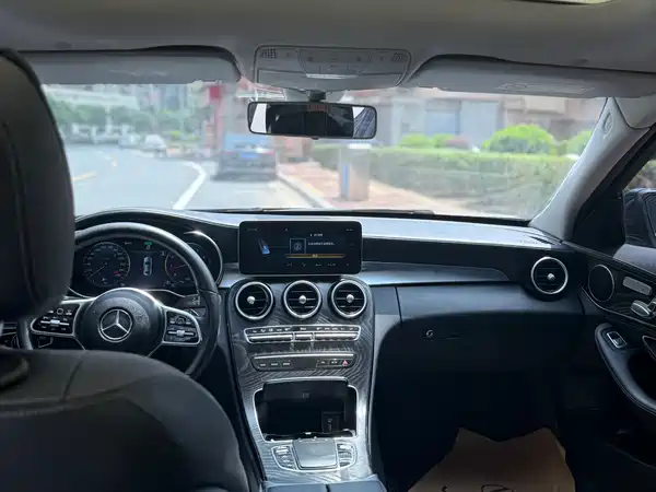 Mercedes-Benz C-Class 2019