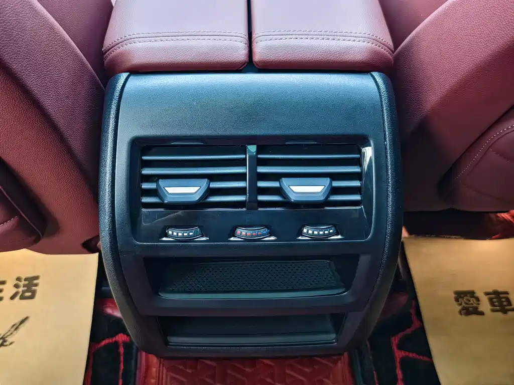 BMW X5 2024 — фото 11