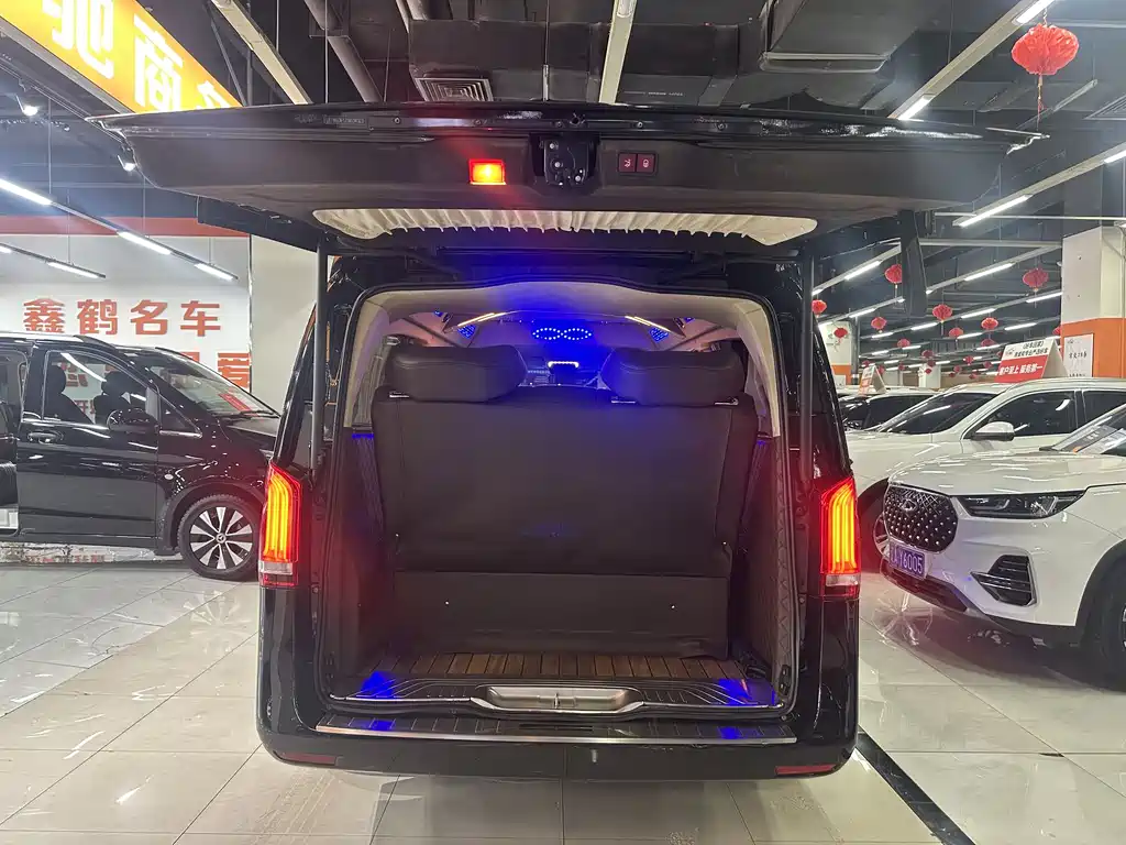 Mercedes-Benz Vito 2019 — фото 23
