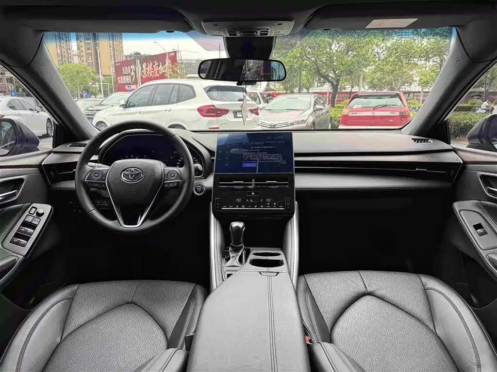 Toyota Avalon 2022 — фото 14