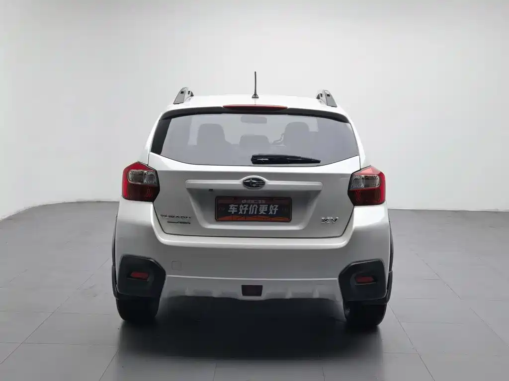 Subaru XV 2012 — фото 4