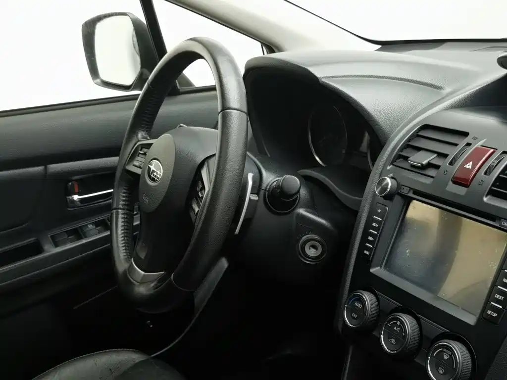 Subaru XV 2012 — фото 22