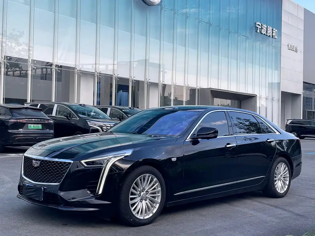 Cadillac CT6 2020 — фото 1