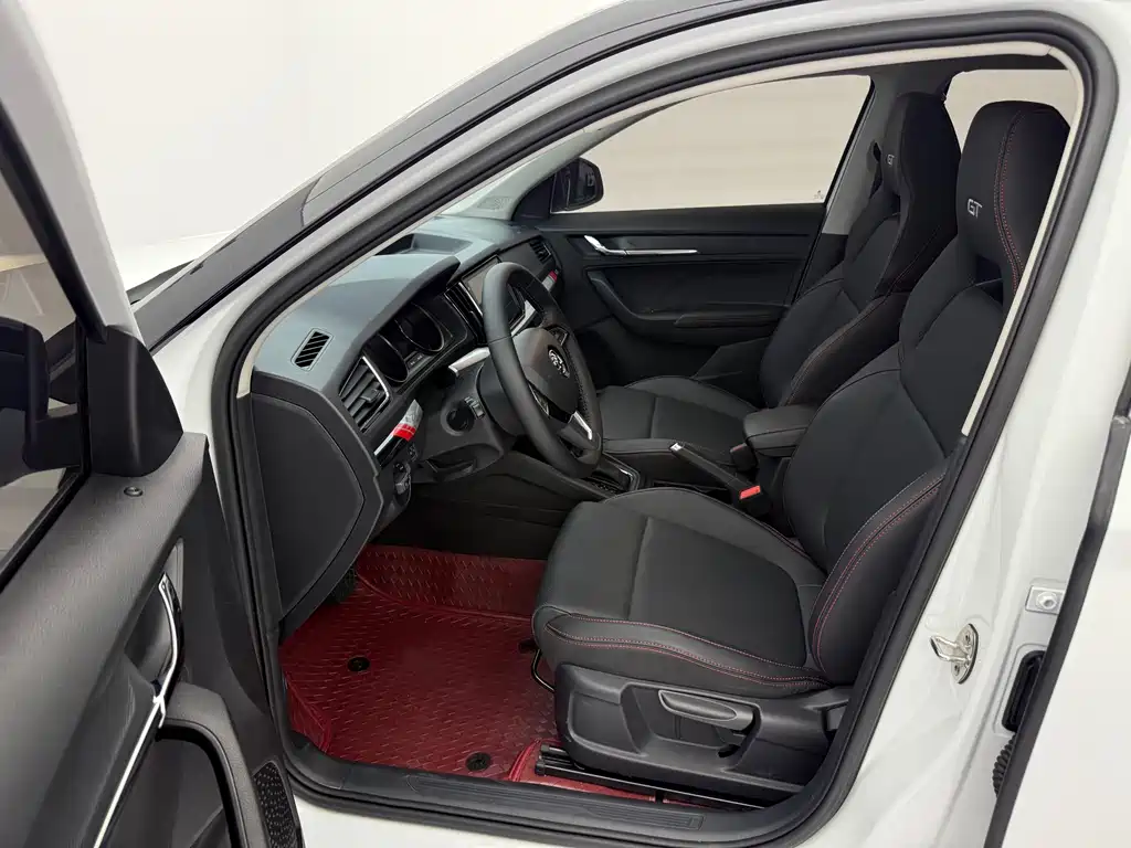 Skoda Kamiq 2023 — фото 17