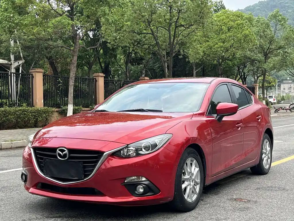 Mazda 3 Axela 2014