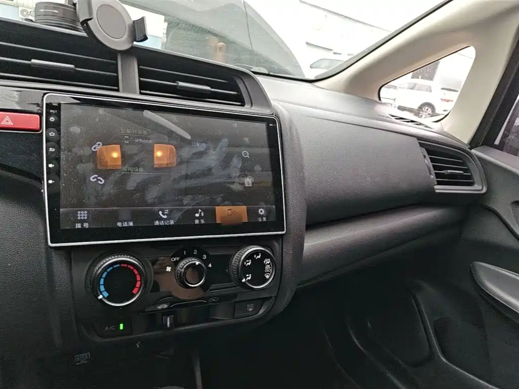 Honda Fit 2016 — фото 10